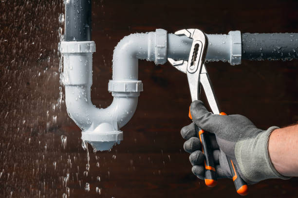Professional Plumbing technician working in Farrell, PA